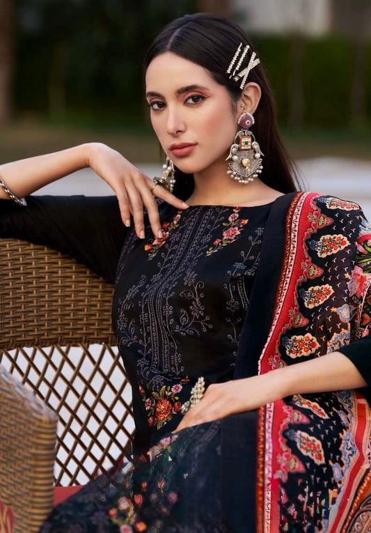 Subtle patterns and gentle textures in cotton, tailored to keep you poised from boardroom to break time.